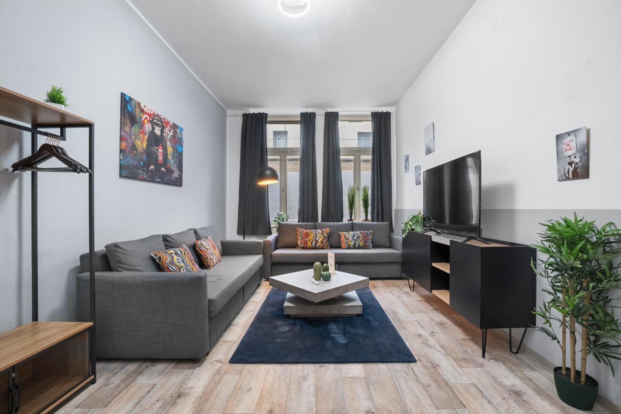 Tolles Design, Hochwertig, Vollausstattung, 3 Zimmer, Grosses Bad & Gaeste-Wc, Grosse Kueche, 3 X Smart Tv, 11 Min Zum Hbf Duisburg Exteriör bild